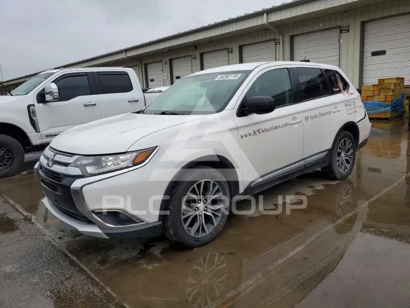 2016 Mitsubishi OUTLANDER фото