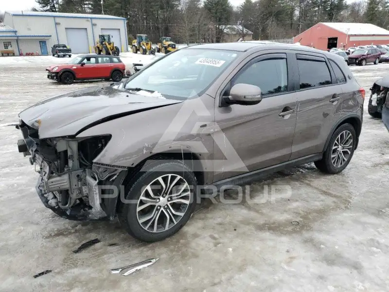 2016 Mitsubishi OUTLANDER фото