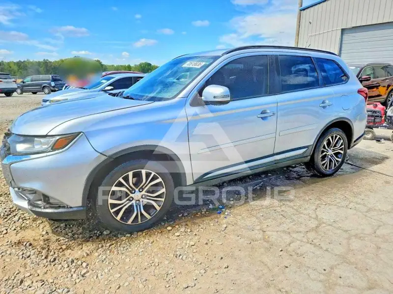 2016 Mitsubishi OUTLANDER фото