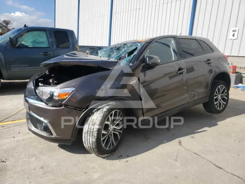 2016 Mitsubishi OUTLANDER фото