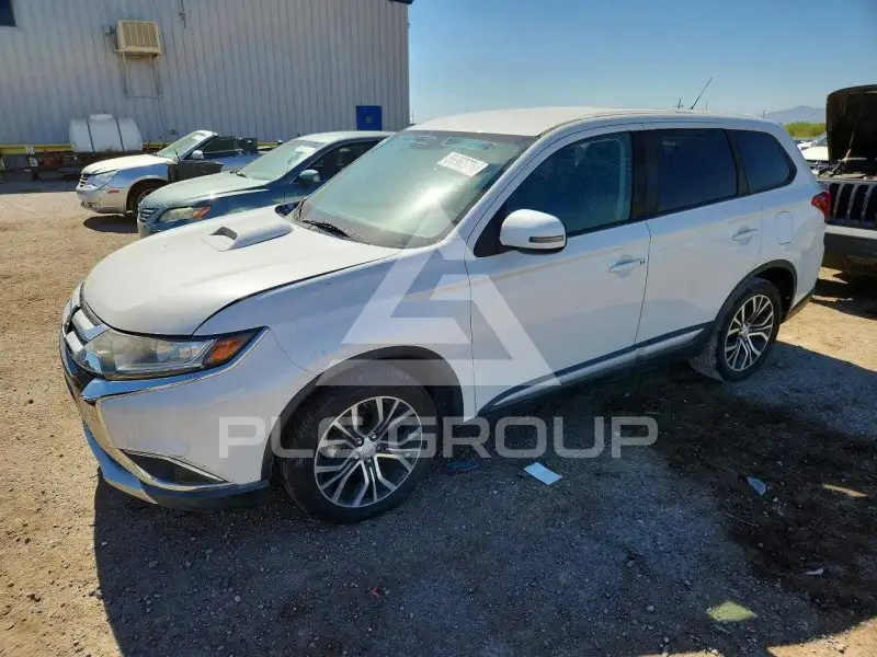 2016 Mitsubishi OUTLANDER фото