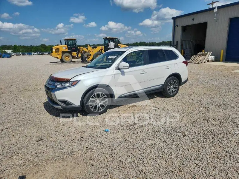 2016 Mitsubishi OUTLANDER фото