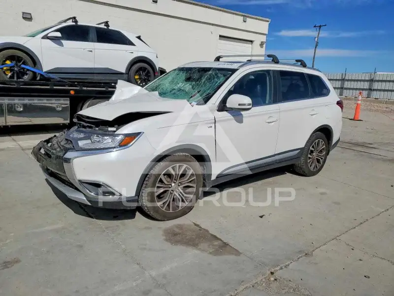 2016 Mitsubishi OUTLANDER фото
