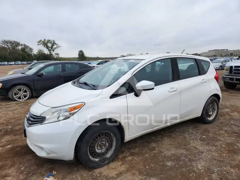 2016 Nissan VERSA фото