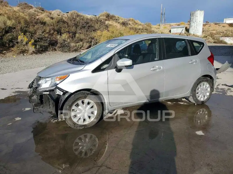 2016 Nissan VERSA фото