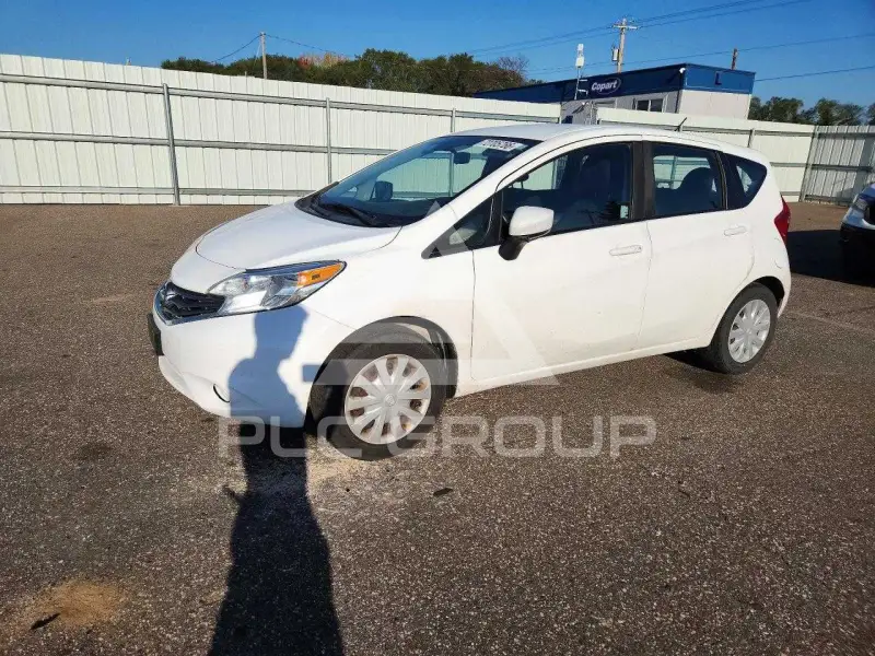 2016 Nissan VERSA фото