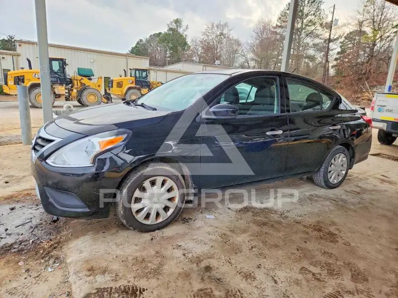 2016 Nissan VERSA фото