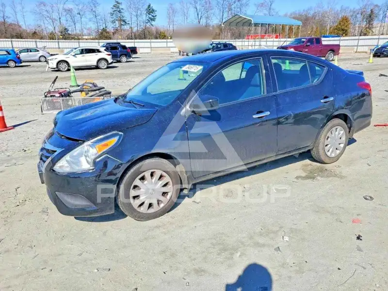 2016 Nissan VERSA photo