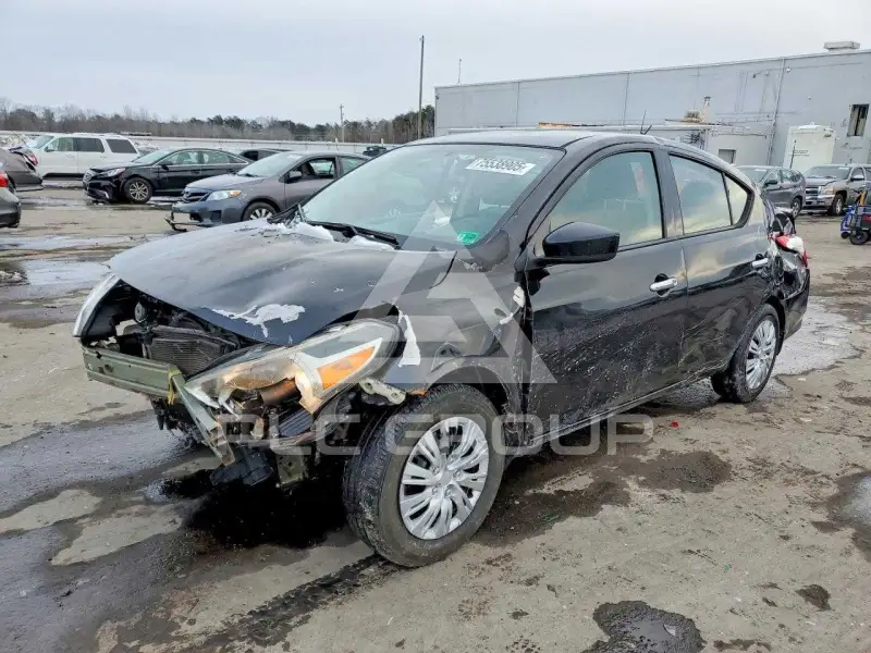 2016 Nissan VERSA фото