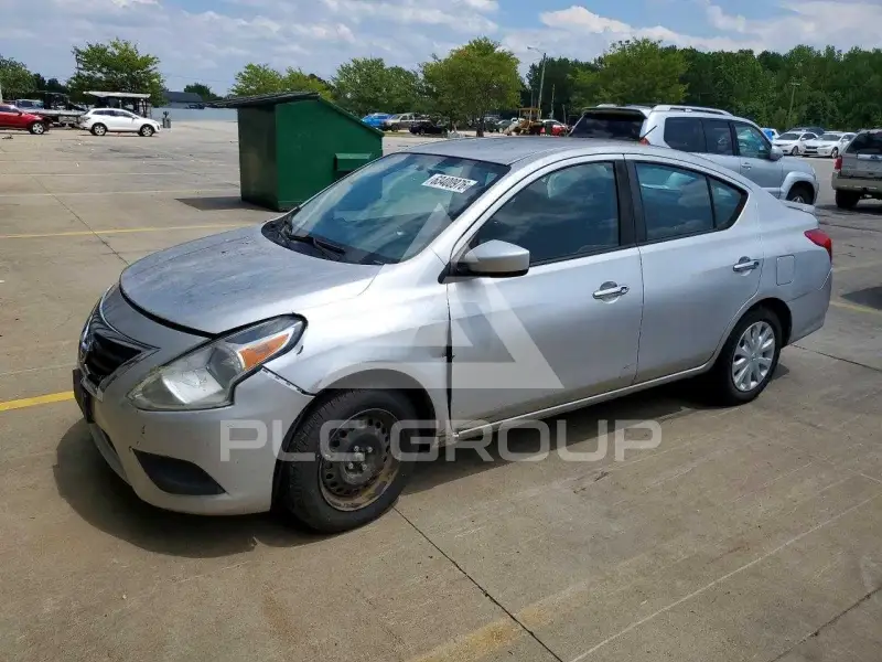 2016 Nissan VERSA фото