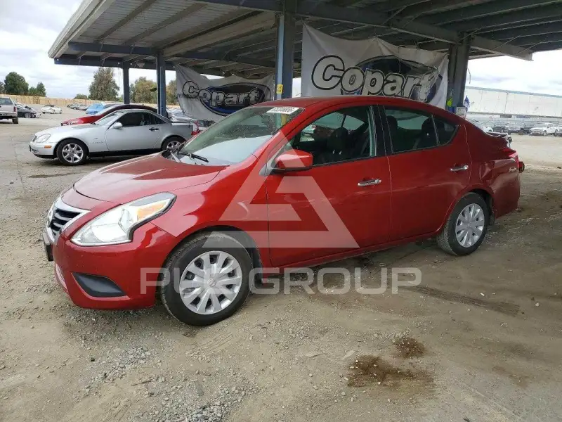 2016 Nissan VERSA photo