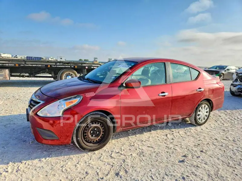 2016 Nissan VERSA фото
