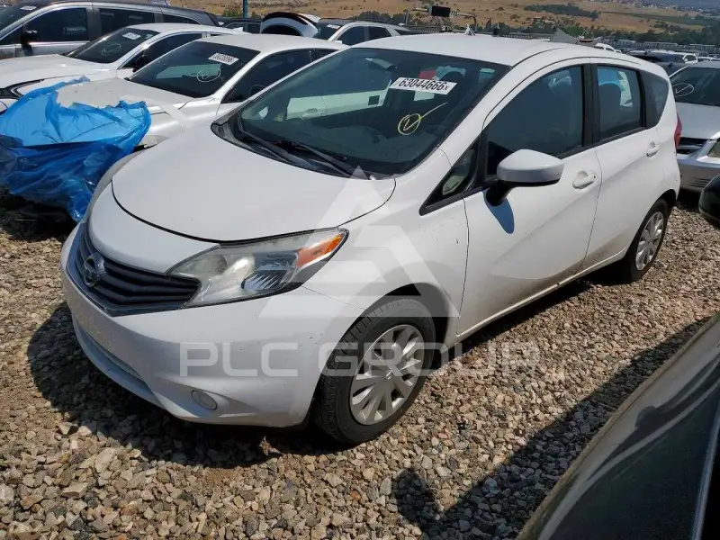 2016 Nissan VERSA фото