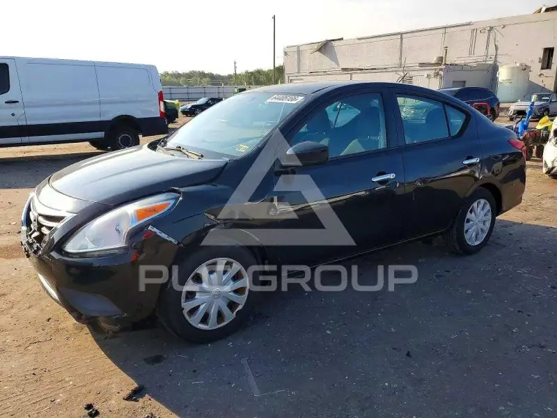 2016 Nissan VERSA фото