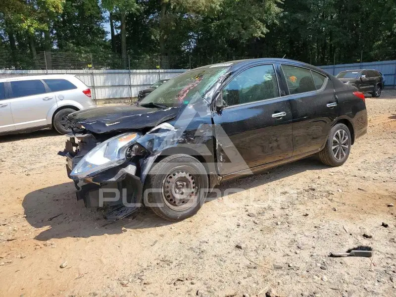 2016 Nissan VERSA фото