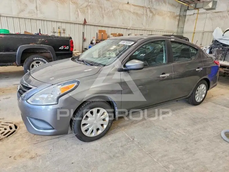 2016 Nissan VERSA фото