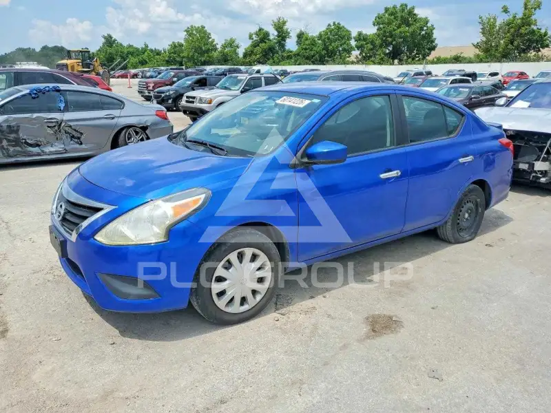 2016 Nissan VERSA фото