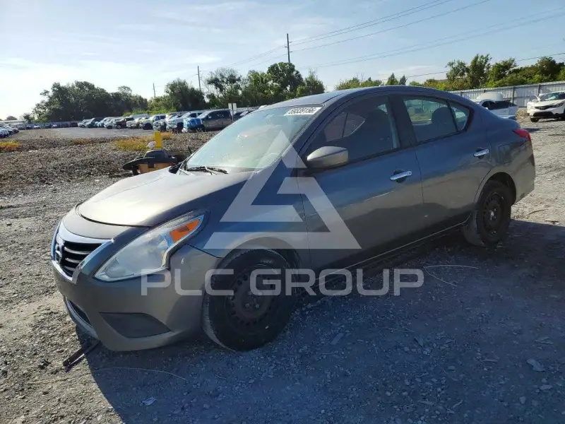 2016 Nissan VERSA фото