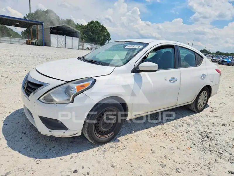 2016 Nissan VERSA фото