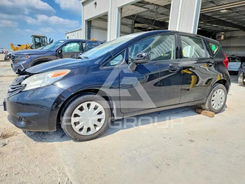 2016 Nissan VERSA фото