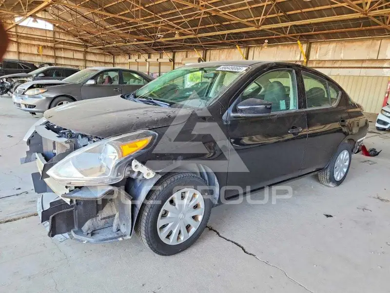2016 Nissan VERSA фото