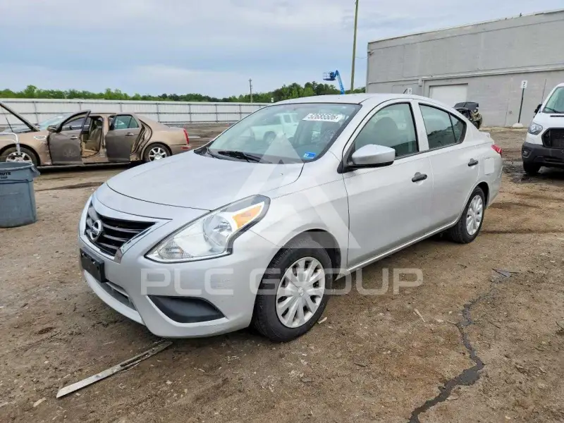 2016 Nissan VERSA фото