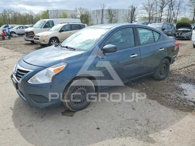2016 Nissan VERSA фото