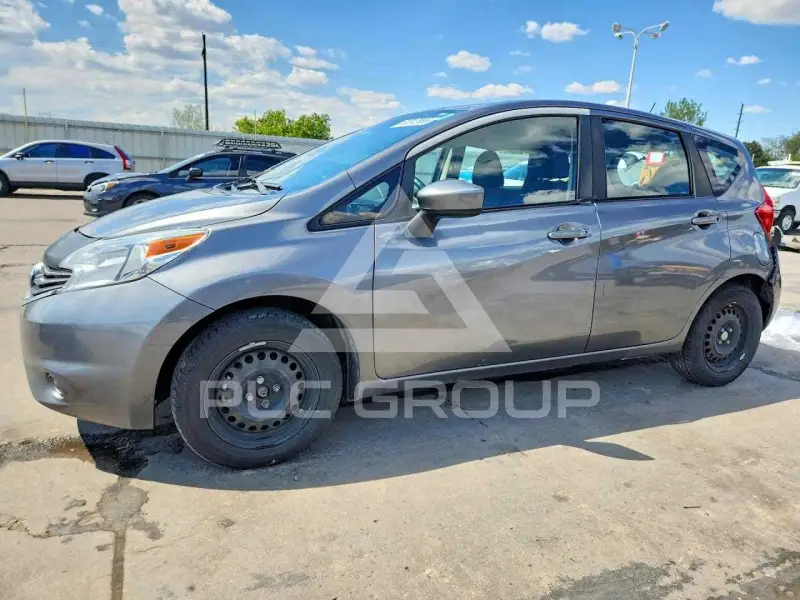 2016 Nissan VERSA photo