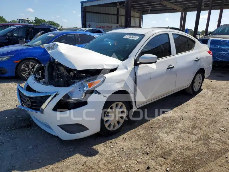 2016 Nissan VERSA photo