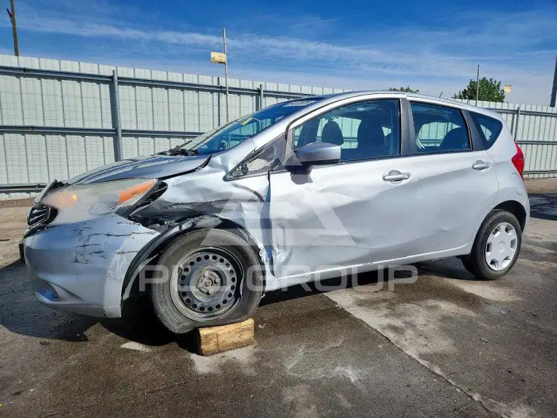 2016 Nissan VERSA фото