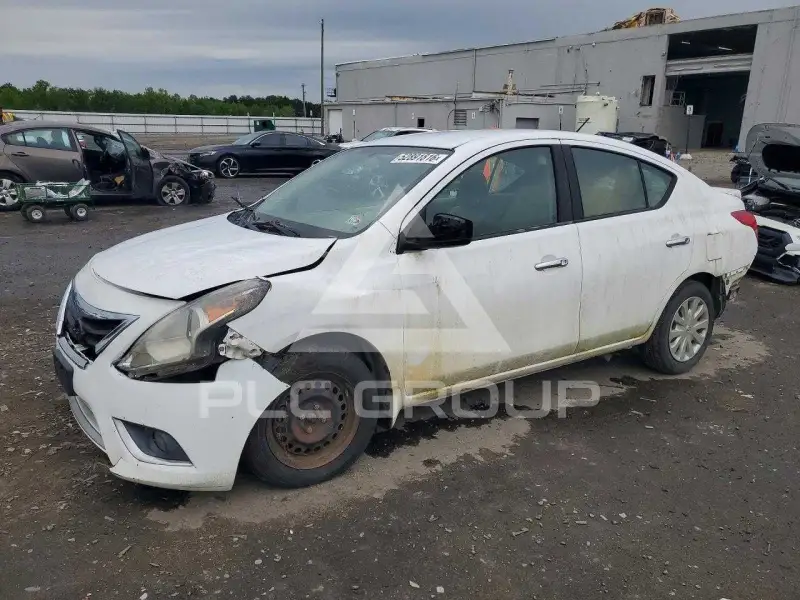 2016 Nissan VERSA фото