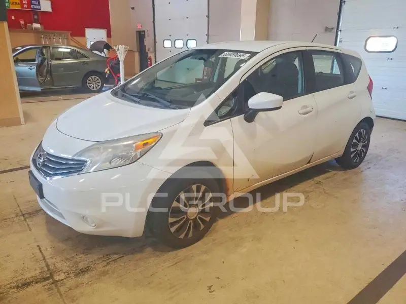 2016 Nissan VERSA фото