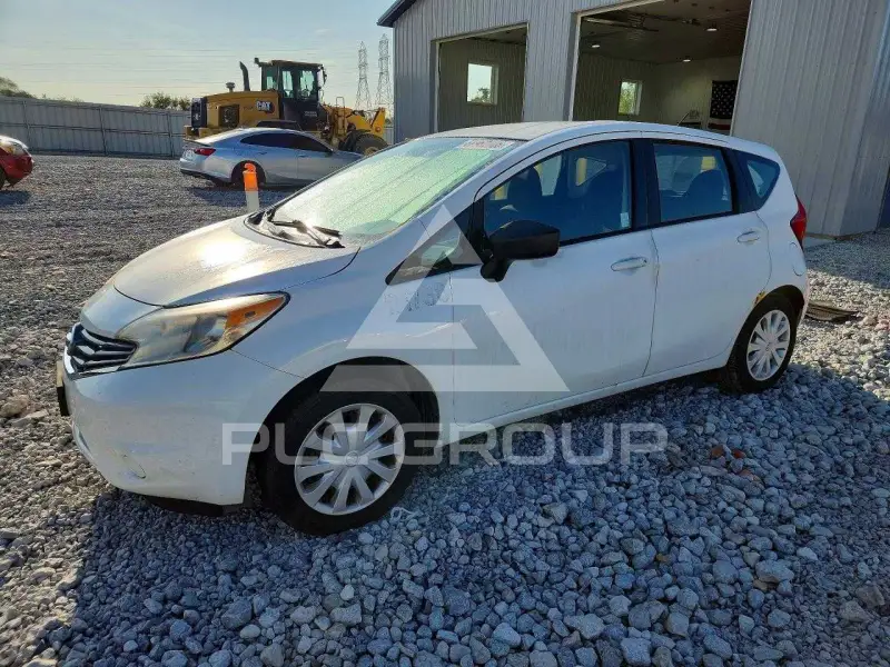 2016 Nissan VERSA photo