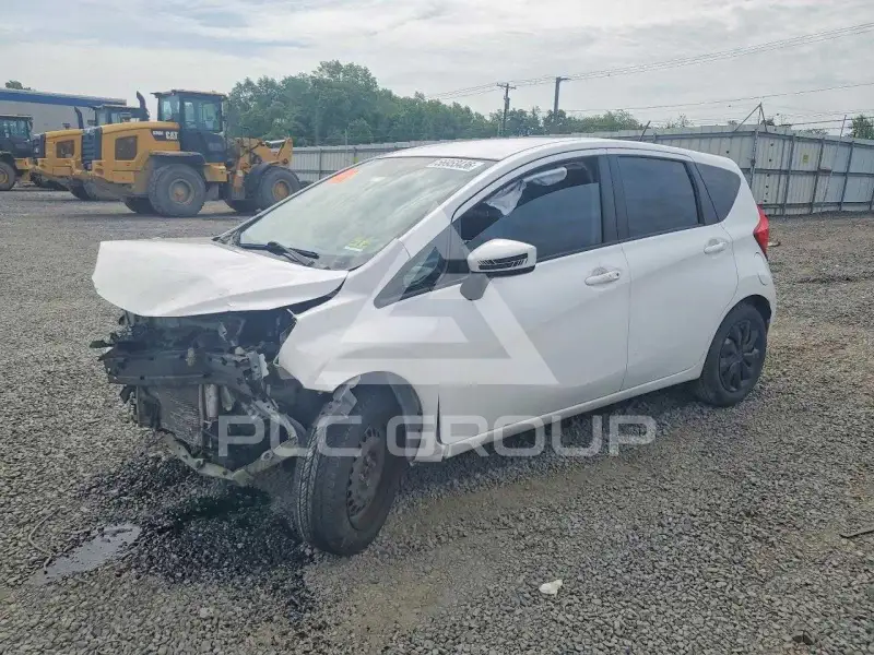 2016 Nissan VERSA photo
