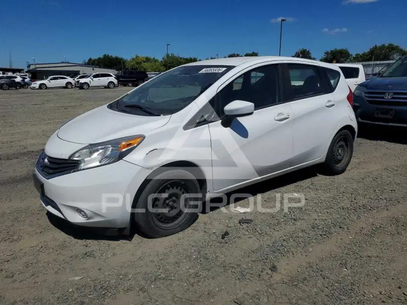 2016 Nissan VERSA photo