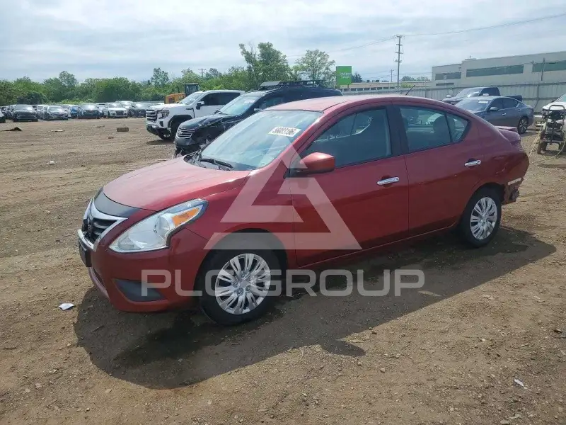 2016 Nissan VERSA photo