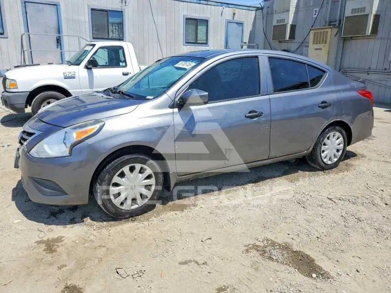 2016 Nissan VERSA фото