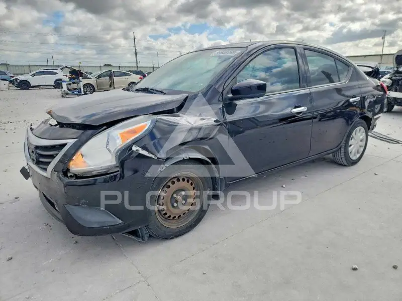 2016 Nissan VERSA фото