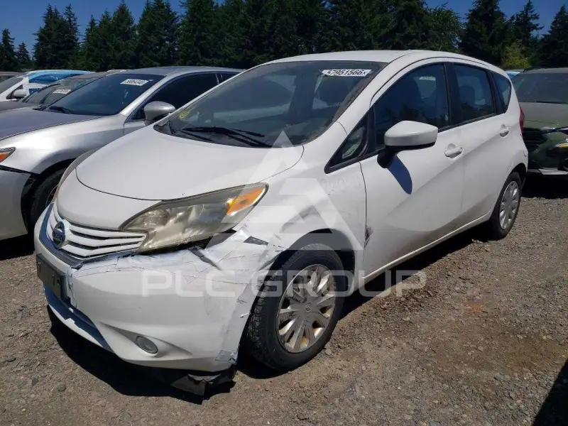 2016 Nissan VERSA фото
