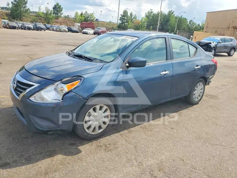 2016 Nissan VERSA photo