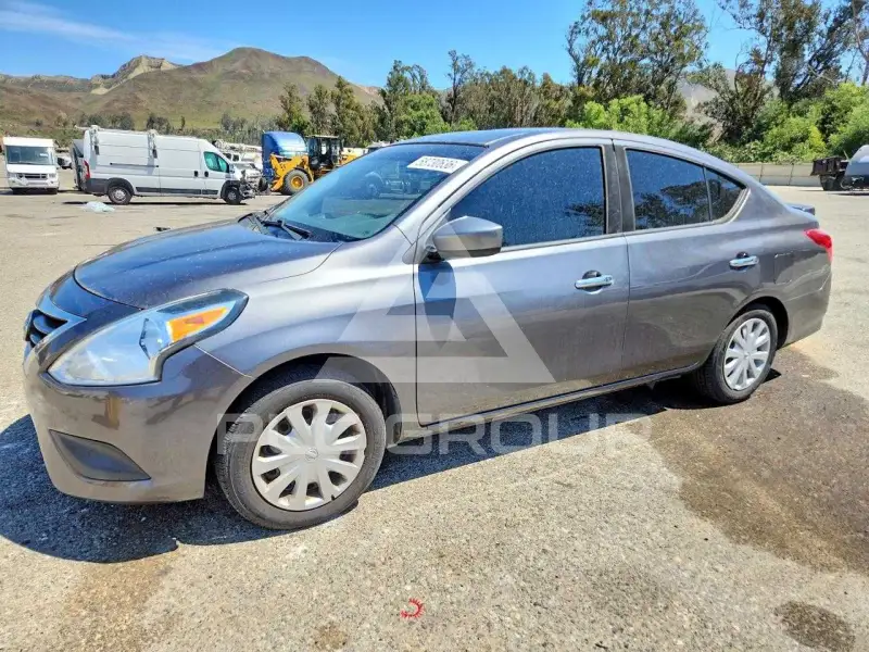 2016 Nissan VERSA фото