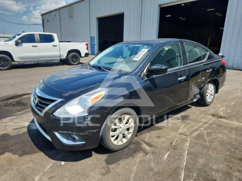 2016 Nissan VERSA фото