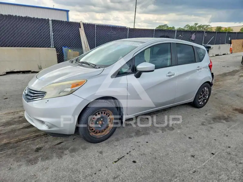 2016 Nissan VERSA photo