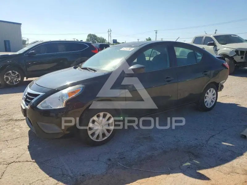 2016 Nissan VERSA фото