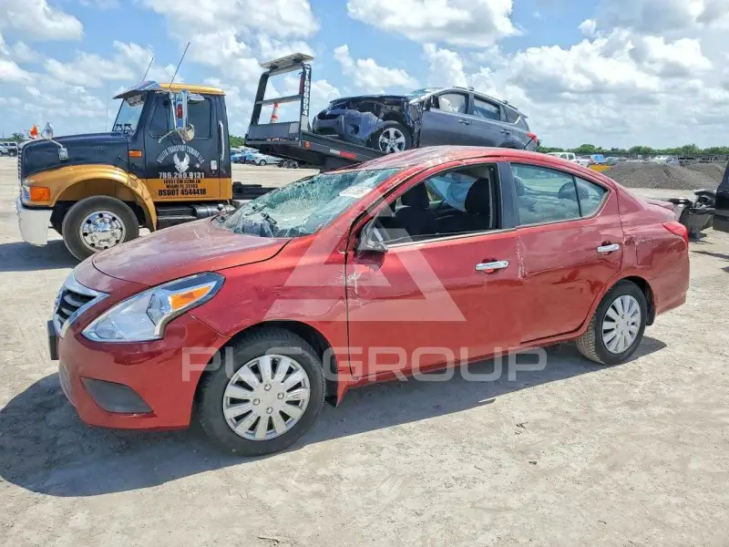 2016 Nissan VERSA фото