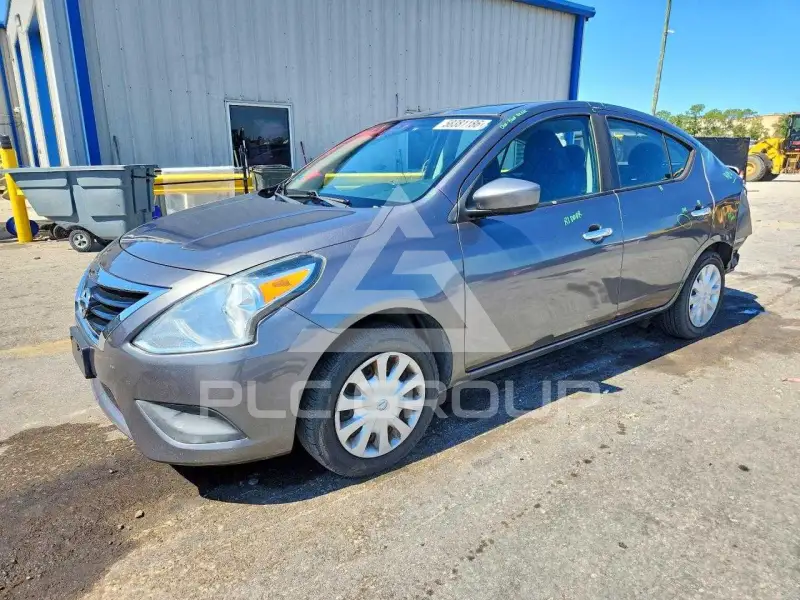 2016 Nissan VERSA фото