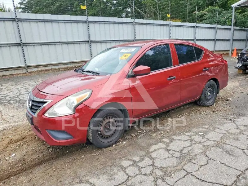 2016 Nissan VERSA photo