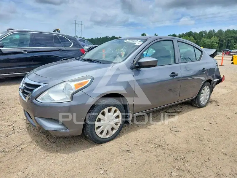 2016 Nissan VERSA фото
