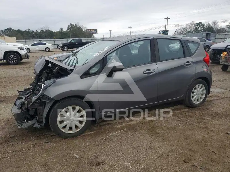 2016 Nissan VERSA photo
