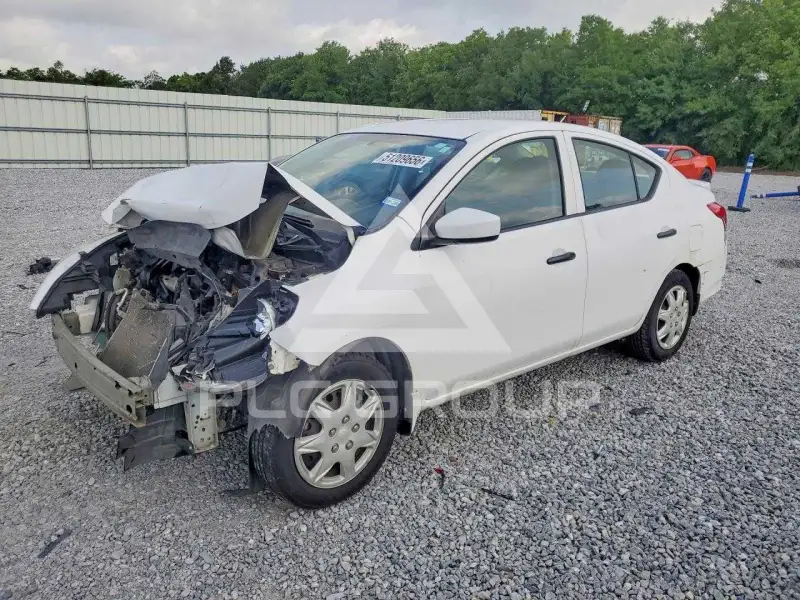 2016 Nissan VERSA фото